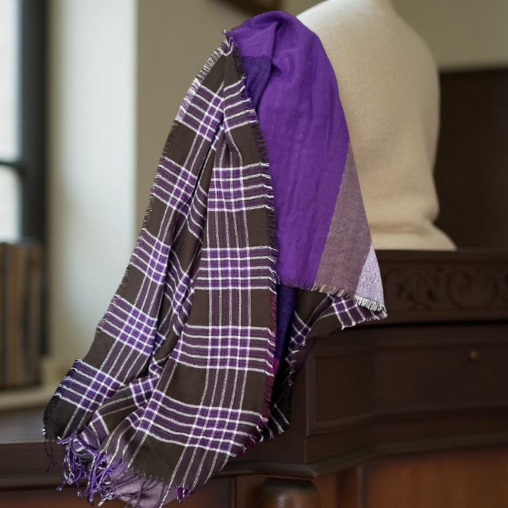 Plaid Scarf Dark Green, purple & white reversible scarf 🧣  pink  & purples GUC